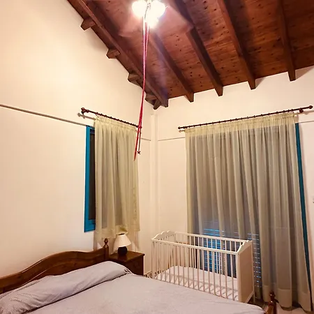 House In Maroni Дом отдыха