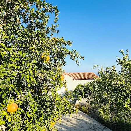 House In Maroni Ferienhaus *